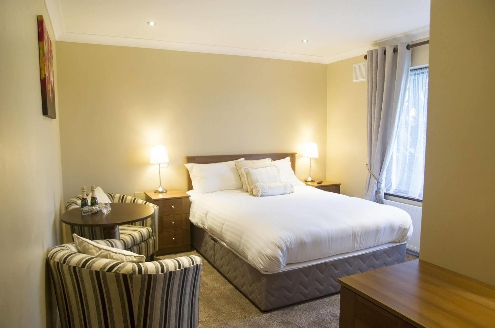 شقة Hillview Self Catering Lusk المظهر الخارجي الصورة