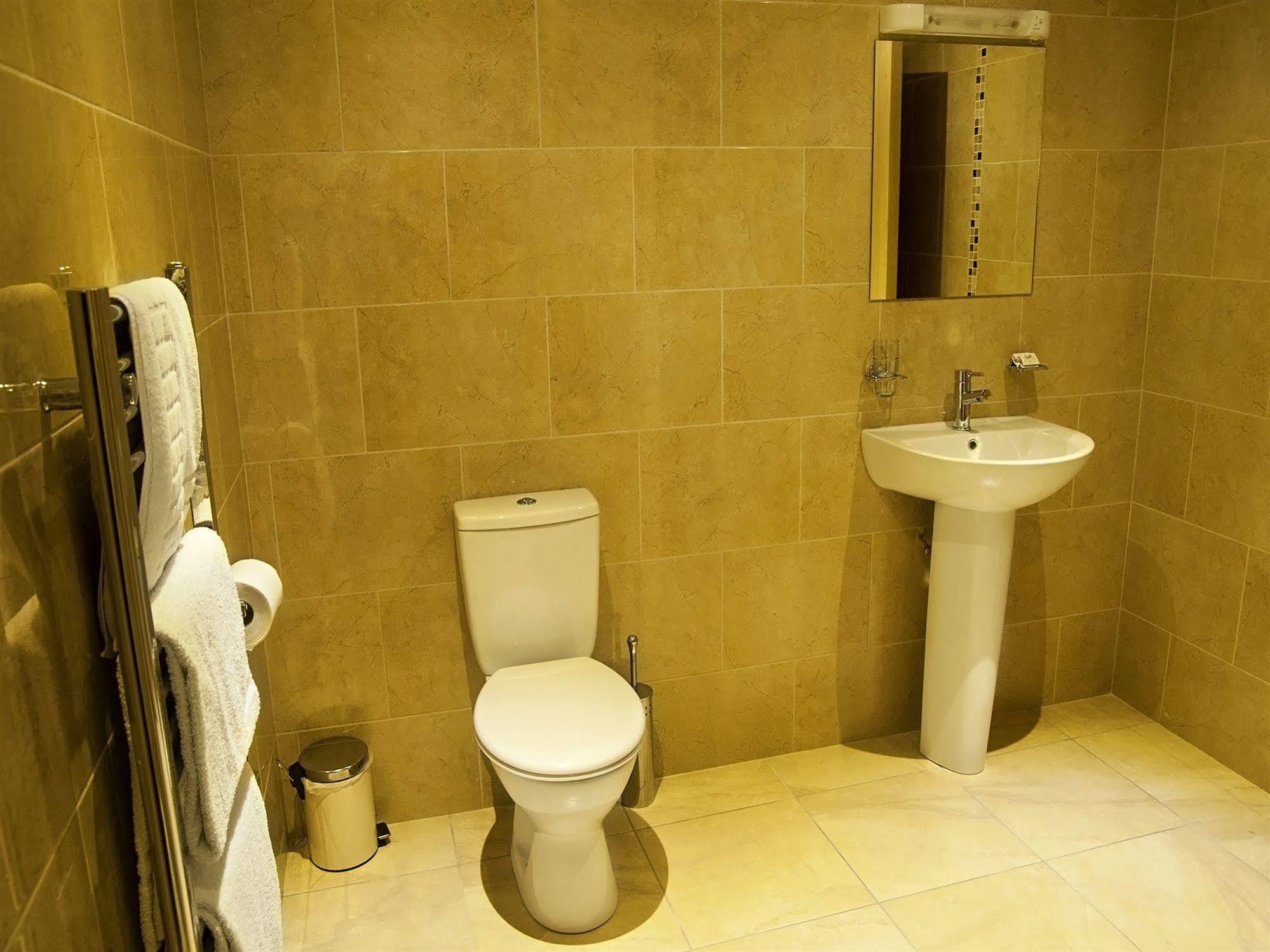 شقة Hillview Self Catering Lusk المظهر الخارجي الصورة